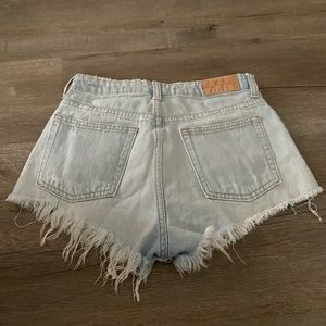 Must be purchased in bundle